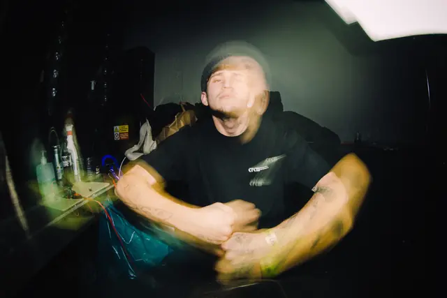 blowup #01.5 — fotografie